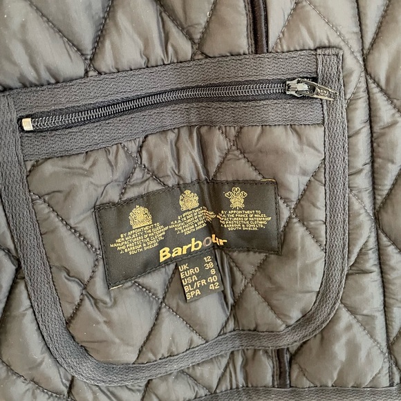 Barbour Women's Betty Interactive Liner Vest Classic Navy Size 8 - Picture 3 of 6